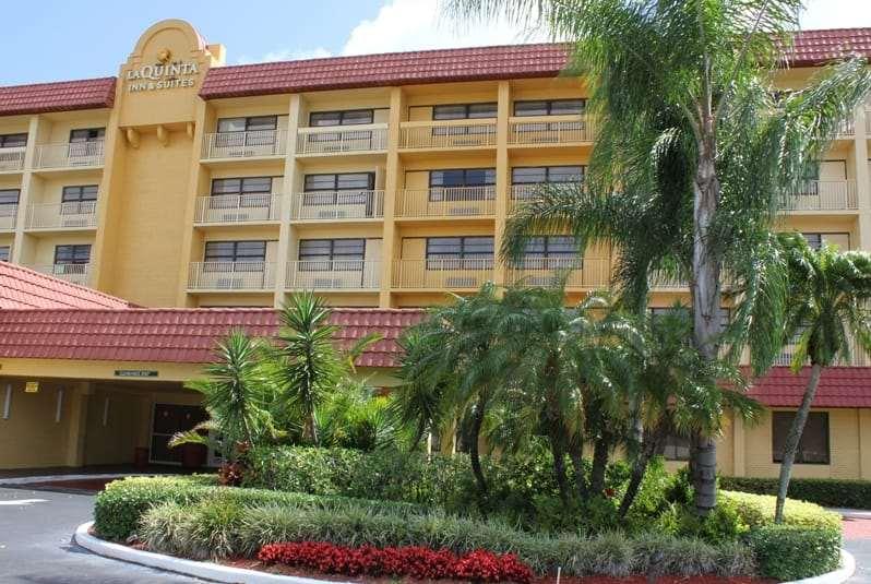 La Quinta By Wyndham Coral Springs University Dr Exterior photo