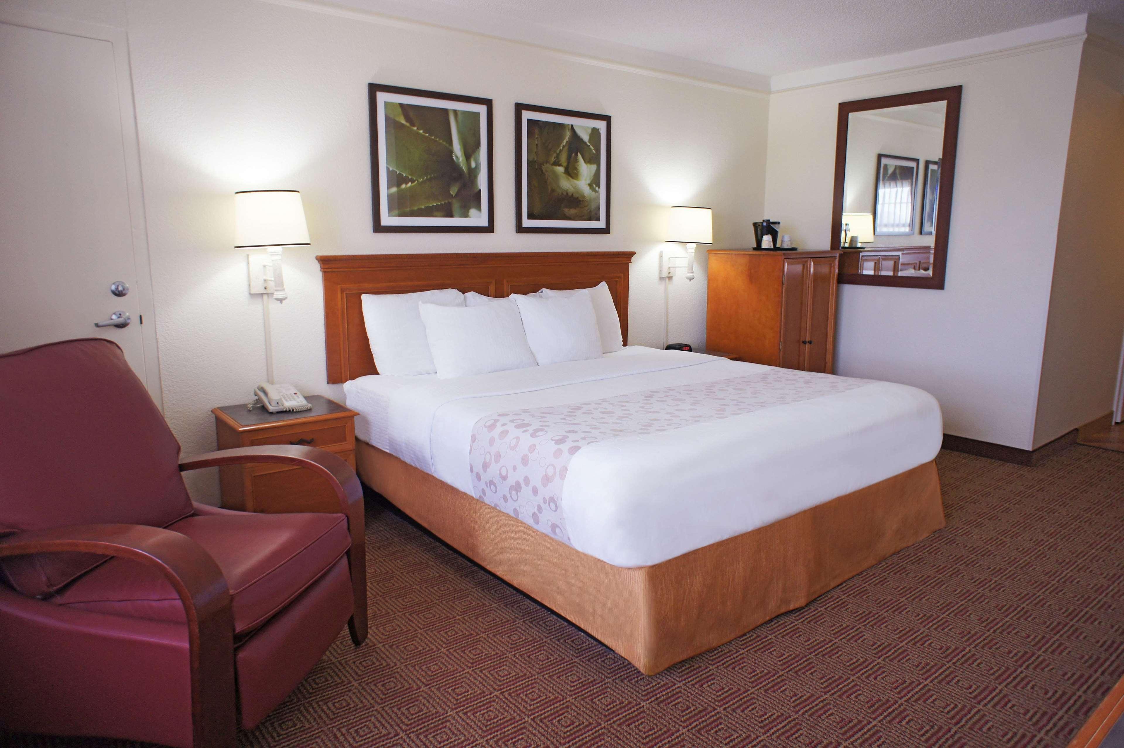 La Quinta By Wyndham Coral Springs University Dr Exterior photo