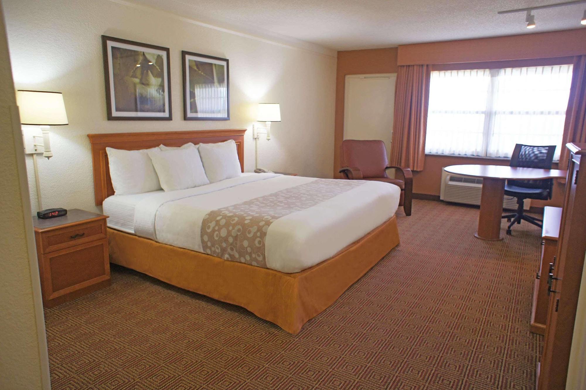 La Quinta By Wyndham Coral Springs University Dr Exterior photo