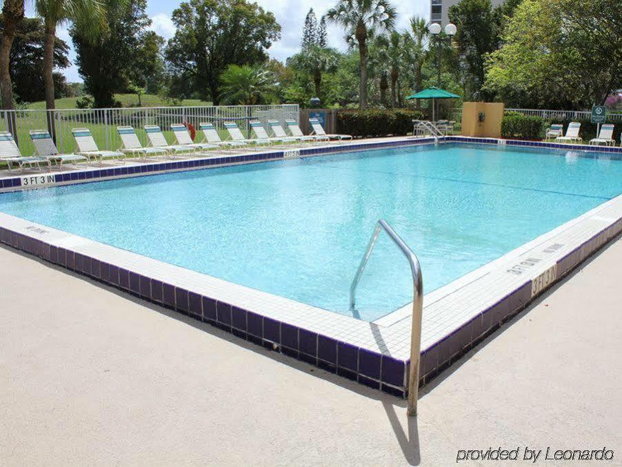 La Quinta By Wyndham Coral Springs University Dr Exterior photo